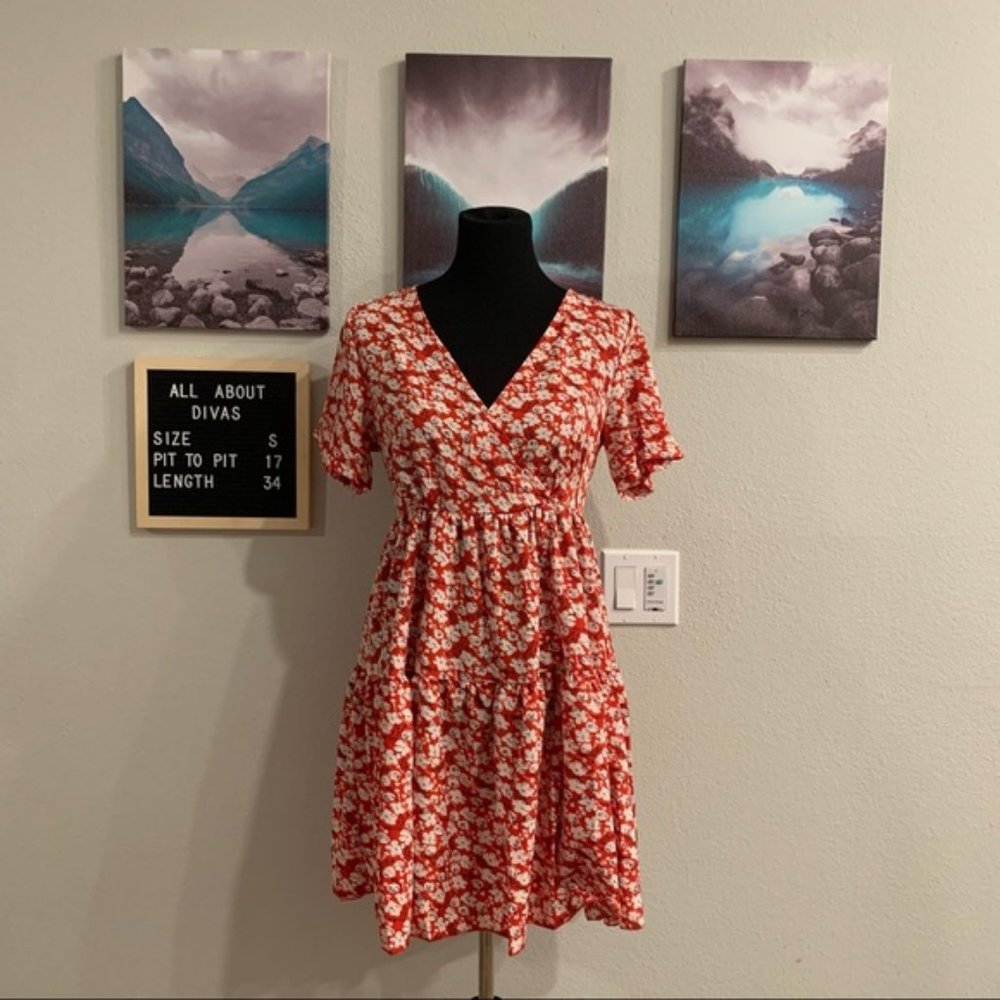 NWOT SHEIN Red Floral Dress Size Small
